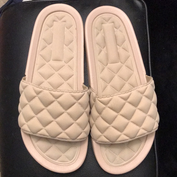 Cute sandals 🩴☺️ - Picture 7 of 9